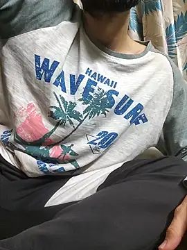 TOPMOON001 online show from February 16, 6:59 pm