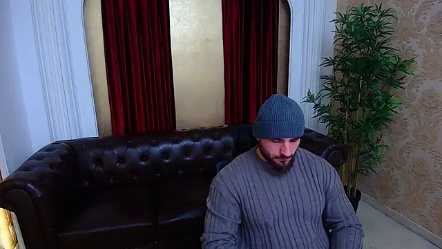 AdamJamesonn online show from December 14, 5:46 am