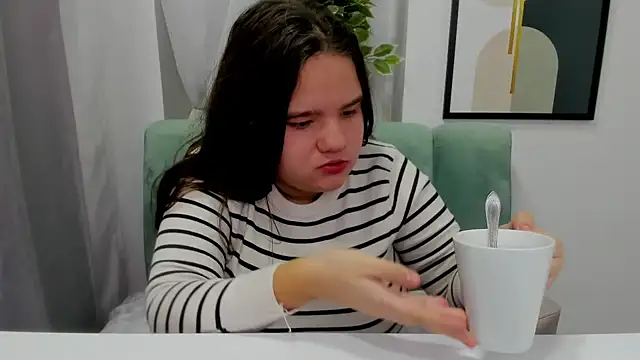 AdeleCruz online show from February 3, 4:20 pm