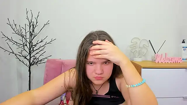 AdeleCruz online show from February 10, 4:14 pm