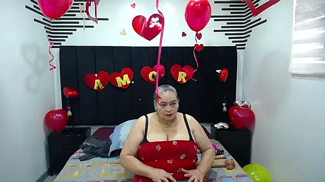 VickyBoobss online show from February 14, 1:19 pm