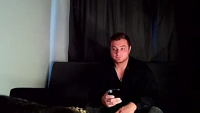viamen online show from May 29, 8:12 am