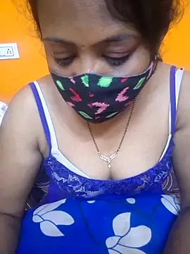 Snapshot of kanikasree chatting on May 13, 2:14 pm kanikasree online show from May 13, 2:14 pm