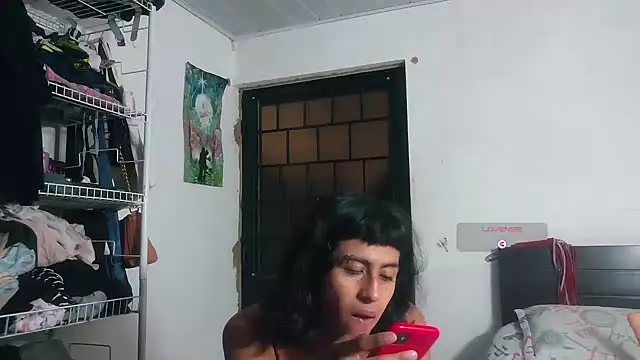 boysLittle online show from March 10, 1:38 pm