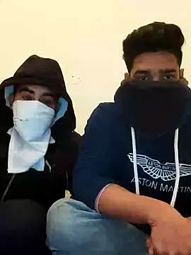 13lusty online show from January 15, 5:08 am