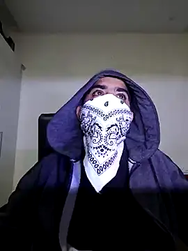 13lusty online show from March 4, 5:53 am