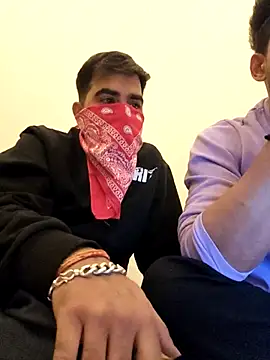 13lusty online show from March 6, 6:19 am