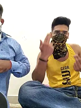 13lusty online show from March 18, 10:25 am