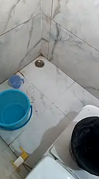 13lusty online show from March 22, 8:08 am