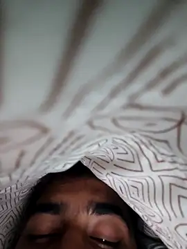 13lusty online show from October 28, 4:53 pm