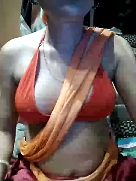 SANA-LEONI online show from March 3, 2:37 pm