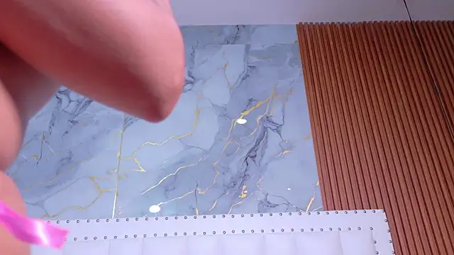 hotiergirl online show from February 8, 12:41 pm