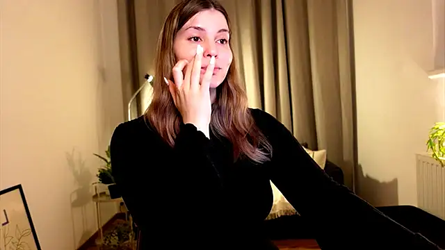 ShyHotNerd online show from January 22, 11:34 am