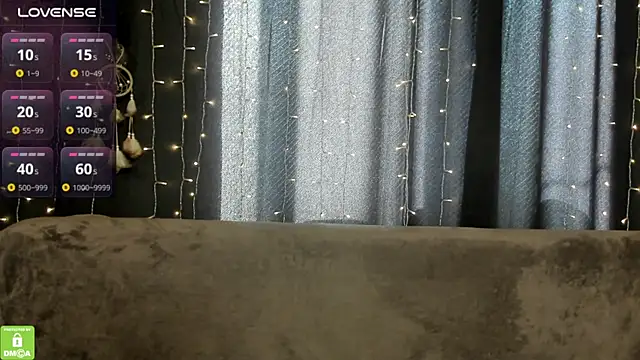 Amelia skyy online show from June 26, 1:21 am