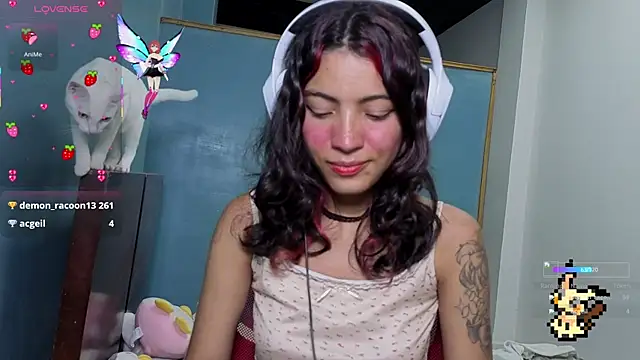 Snapshot of Lovelyamyy chatting on September 9, 1:38 am Lovelyamyy online show from September 9, 1:38 am