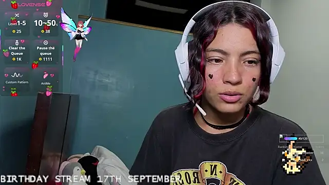 Snapshot of Lovelyamyy chatting on September 16, 5:19 am Lovelyamyy online show from September 16, 5:19 am