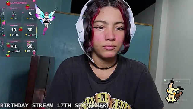 Snapshot of Lovelyamyy chatting on September 16, 7:04 pm Lovelyamyy online show from September 16, 7:04 pm