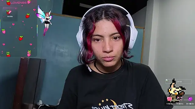 Snapshot of Lovelyamyy chatting on September 24, 5:33 am Lovelyamyy online show from September 24, 5:33 am