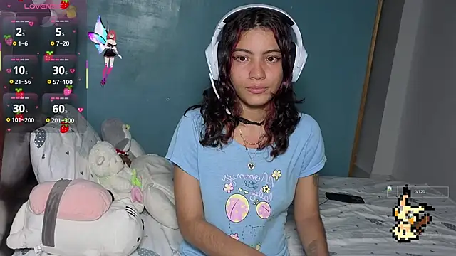 Snapshot of Lovelyamyy chatting on October 3, 4:09 am Lovelyamyy online show from October 3, 4:09 am