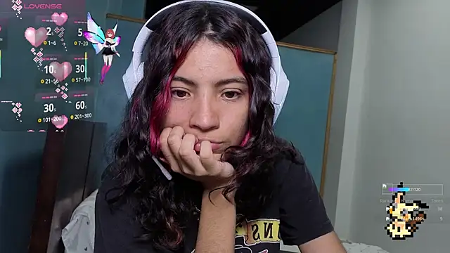 Snapshot of Lovelyamyy chatting on October 16, 6:03 am Lovelyamyy online show from October 16, 6:03 am