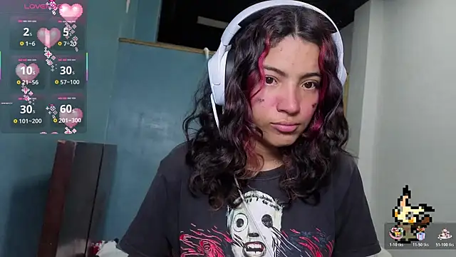 Snapshot of Lovelyamyy chatting on October 17, 8:44 pm Lovelyamyy online show from October 17, 8:44 pm