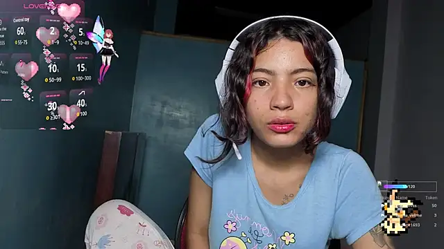 Snapshot of Lovelyamyy chatting on November 11, 9:53 am Lovelyamyy online show from November 11, 9:53 am