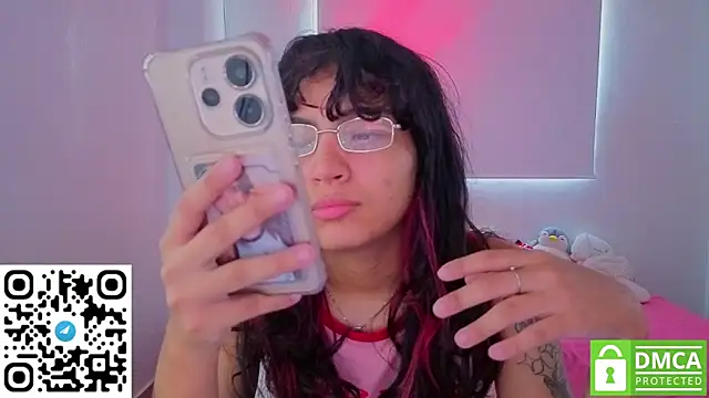 Lovelyamyy online show from April 1, 1:41 pm