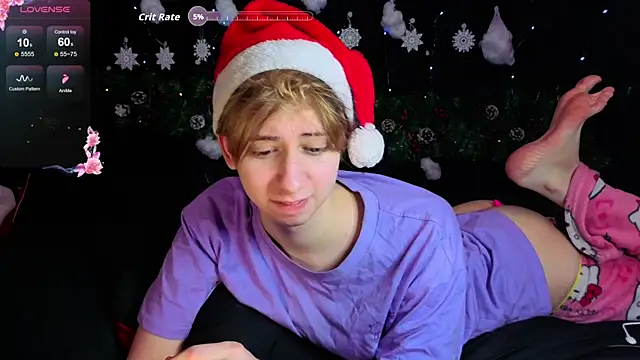 Snapshot of Timothy_Fox chatting on December 22, 1:02 am Timothy Fox online show from December 22, 1:02 am