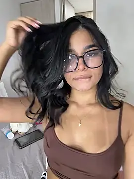 CharlotteGraay online show from March 2, 7:15 am