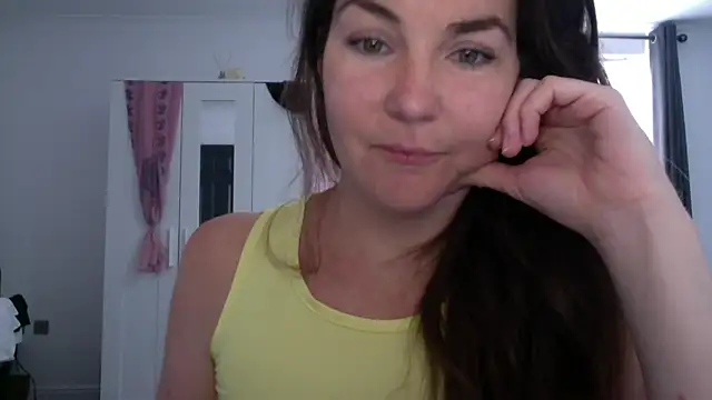 LittleMissFoxx online show from June 20, 5:16 pm