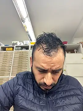 Snapshot of leonardohot1987 chatting on February 10, 6:34 pm leonardohot1987 online show from February 10, 6:34 pm