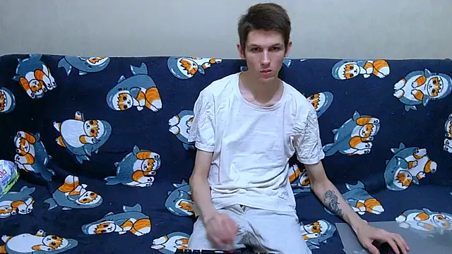 Lester Broo online show from July 1, 9:03 pm