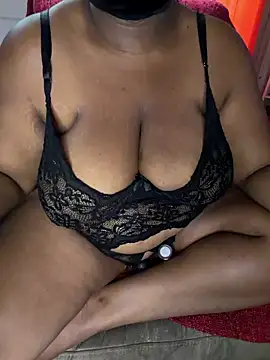 Lilymoonshow online show from March 29, 1:55 pm