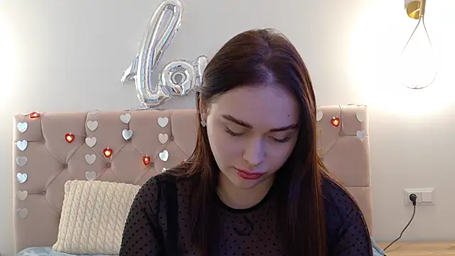 Lilliana Moon online show from February 19, 8:44 am