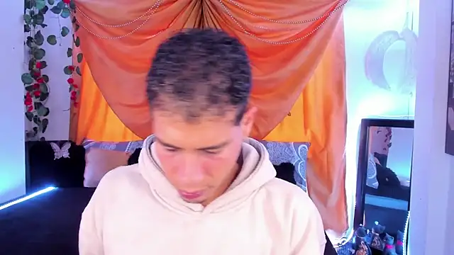 Ethan Boyy online show from October 10, 7:57 pm