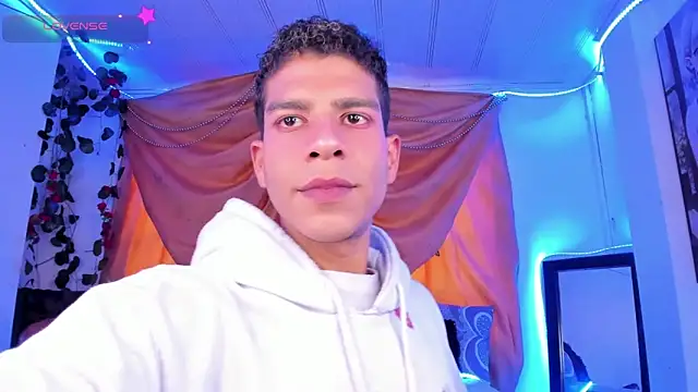 Ethan Boyy online show from November 6, 9:26 pm