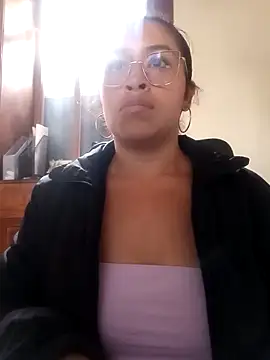 AnonymousGirl online show from April 28, 7:52 pm