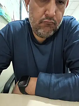 Snapshot of Inglphons chatting on November 23, 5:40 am Inglphons online show from November 23, 5:40 am