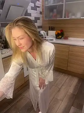 Miroslavadzm1 online show from February 10, 12:09 pm