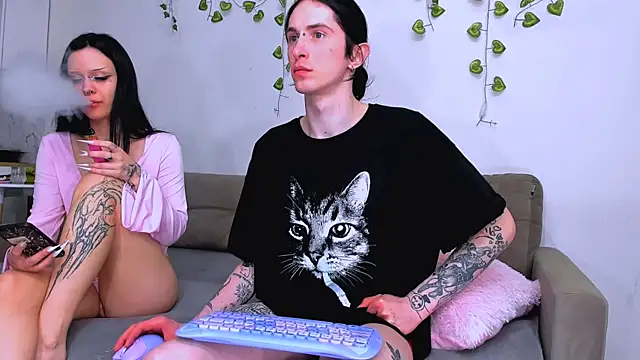 LadyTrep online show from April 8, 7:25 pm