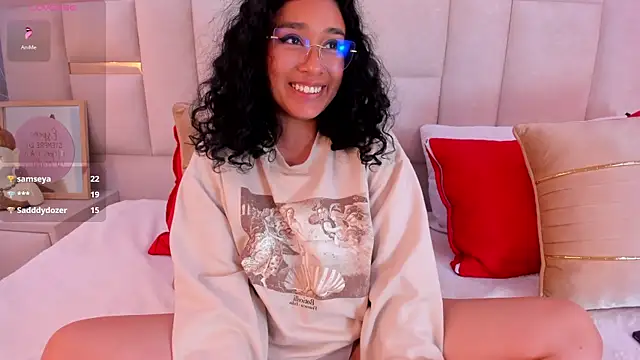 Tamara palacios online show from March 6, 4:49 pm