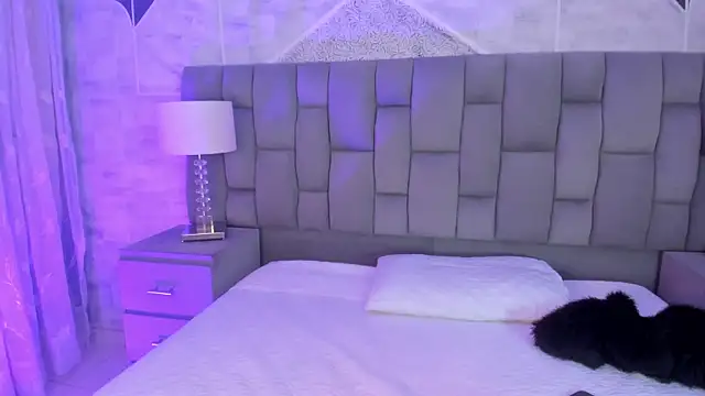 MattThompsonn online show from March 12, 5:02 am