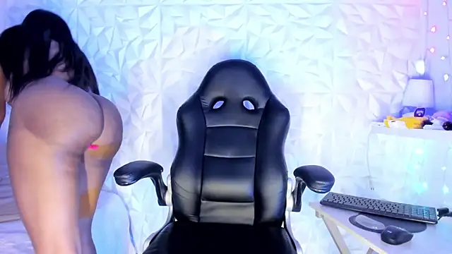 Karen morena online show from January 24, 4:06 pm