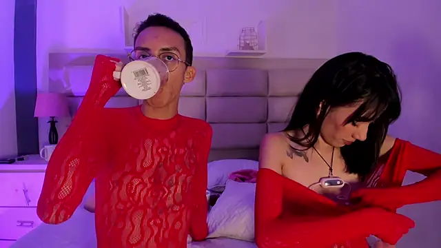 EthaanCox online show from November 14, 9:08 am