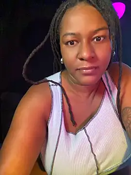 xoxoHotCoCo online show from June 24, 12:48 pm