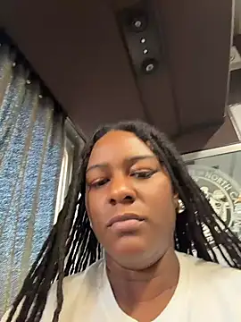 xoxoHotCoCo online show from July 3, 11:44 pm