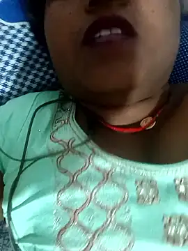 Snapshot of Amisha-Mishra chatting on April 6, 9:43 am Amisha-Mishra online show from April 6, 9:43 am