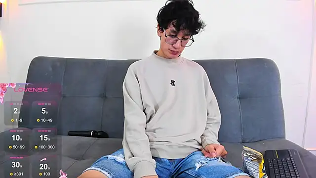 Cum hunters online show from May 27, 3:03 am