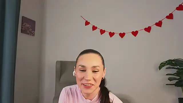 Snapshot of too_sexxxy chatting on February 28, 12:17 pm too sexxxy online show from February 28, 12:17 pm