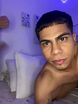 Dannytwinksxxx online show from June 3, 2:58 am